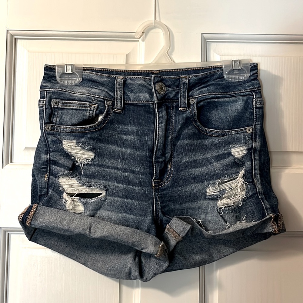 American Eagle medium indigo hi-rise shortie jean shorts, size 6